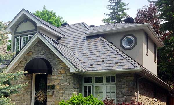 Canadian Roofing Contractors