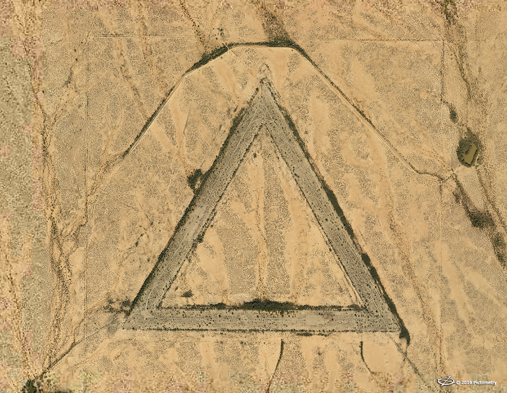 AZMARI15 big triangle