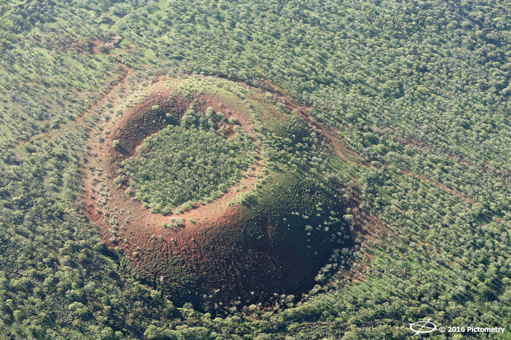 crater in Maui