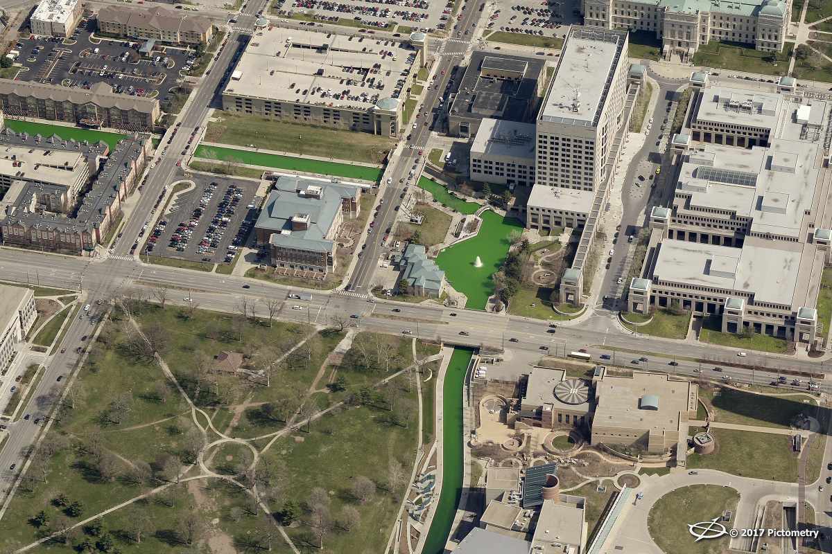 Downtown with St. Pattys Green River_INXIND015032NeighObliq4096E_120316