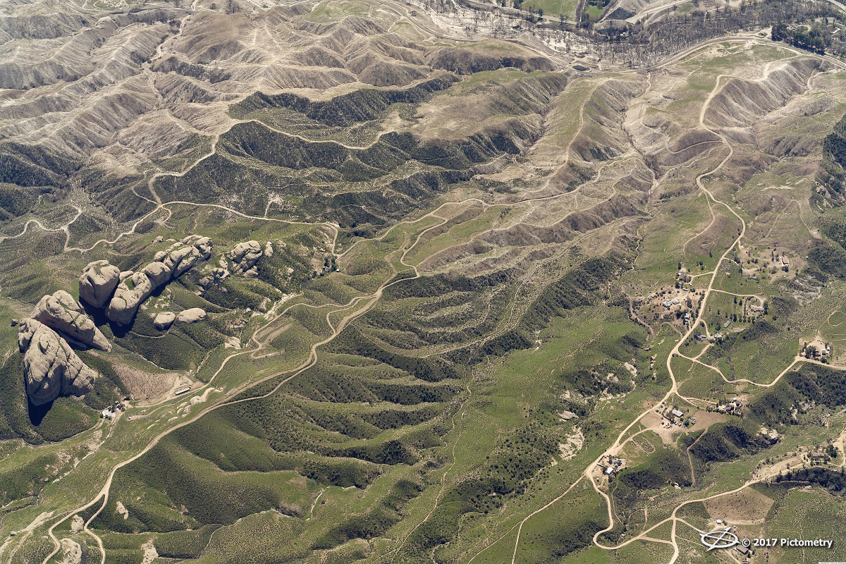 LA Hills CALOSC033047CommObliq4246S_170301