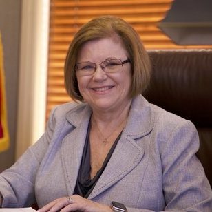 Photo of Linda Fraley