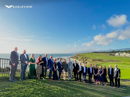 Eagleview convenes insurance leaders to discuss claims and underwriting in the age of AI. Eagleview convenes insurance leaders to discuss claims and underwriting in the age of AI.